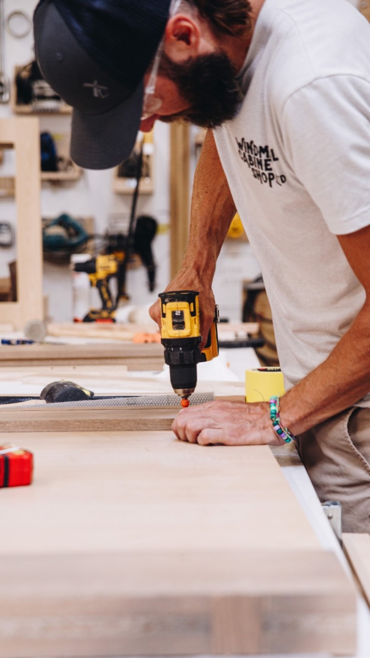 Shop tour…in 60 seconds
#customcabinet #shoptour #cabinetrydesign #southwesternontario #windmillcabinetshop