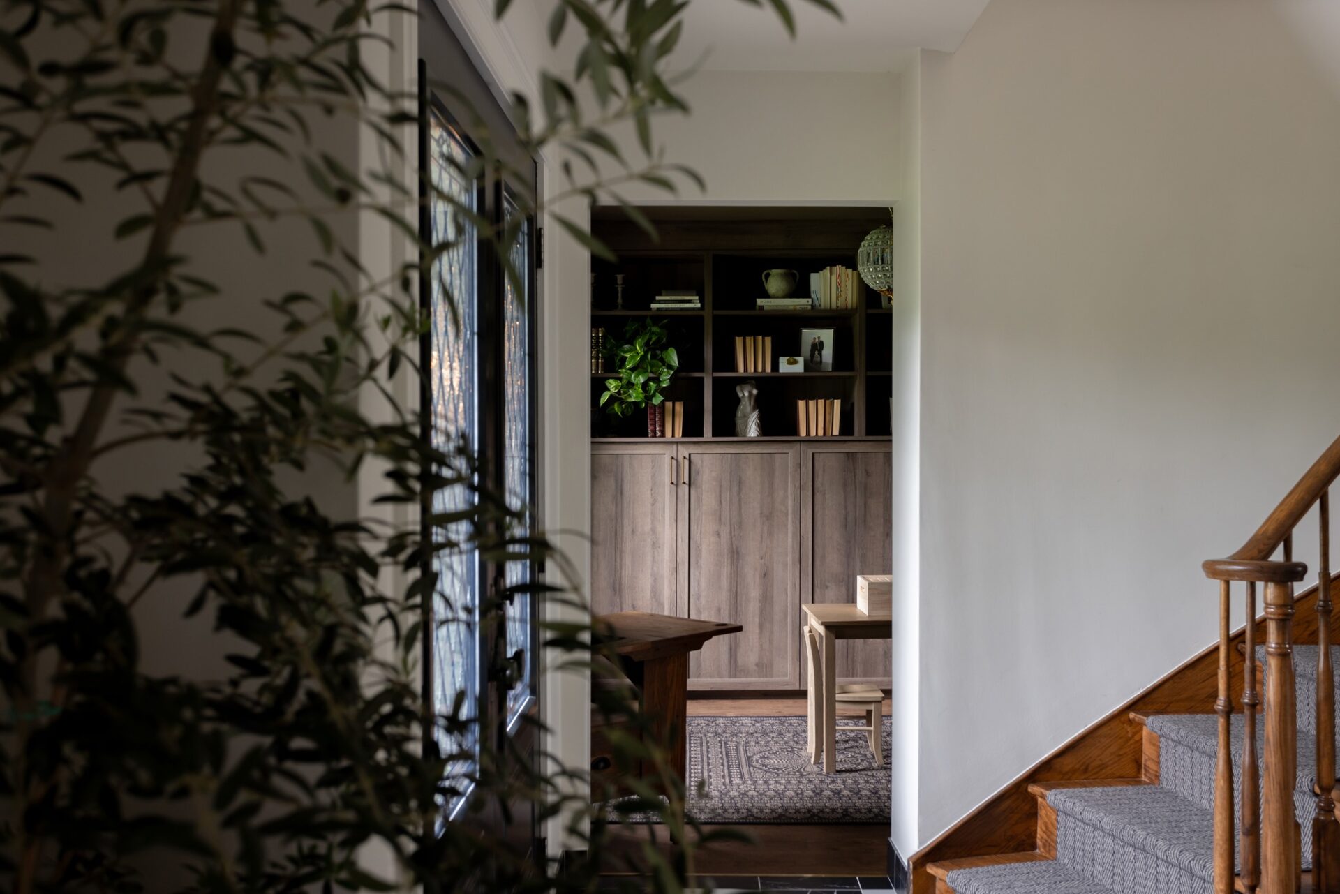Home office or playroom? Who said you can’t have both?!?

Contractor: @regencyhomeimprovementsltd 
Interior Design: @@jessicawharram 
Photography: @art_and_spaces 

#jrwhome #wehba #multifunctionoffice #customcabinetry #playroomstorage