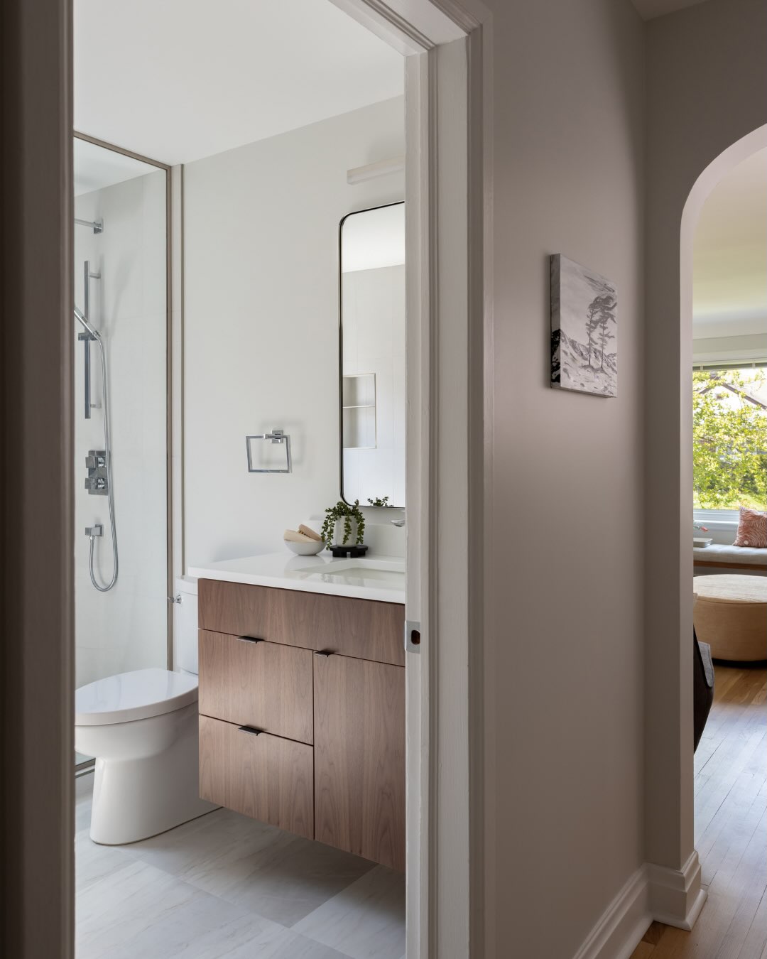 Who doesn’t love a great before and after! 👀

#customcabinets #dreambathroom #homeinspiration #cabinetry #southwesternontario