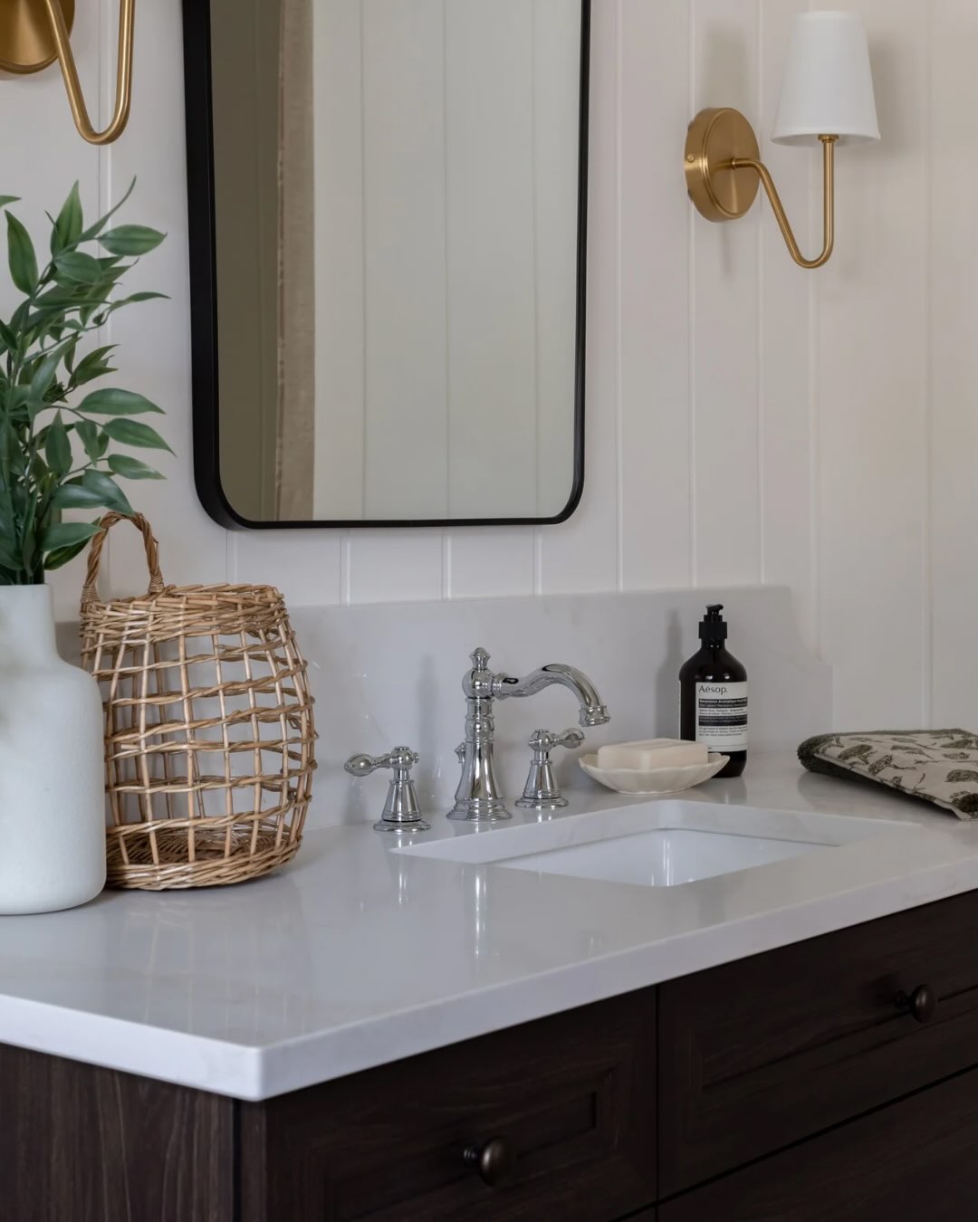 Another stunning bathroom transformation! The combination of the mixed metals and the dark wood vanity really create a warm and cozy environment!
Swipe to see the before!
#customcabinets #homeinspiration #cabinetry #southwesternontario #dreambathroom